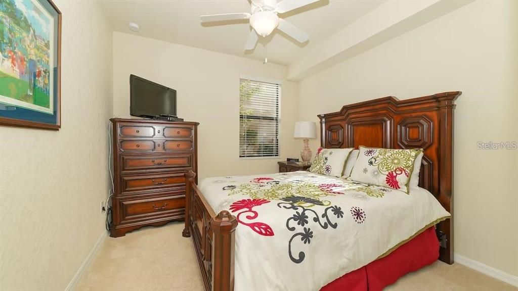 For Rent: $3,200 (3 beds, 2 baths, 1786 Square Feet)