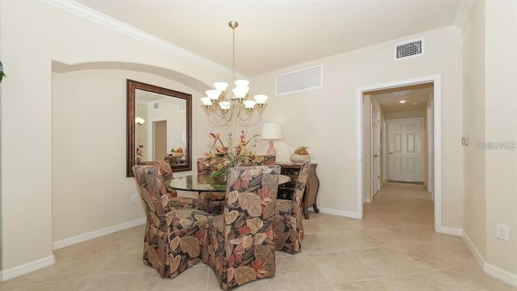 For Rent: $3,200 (3 beds, 2 baths, 1786 Square Feet)