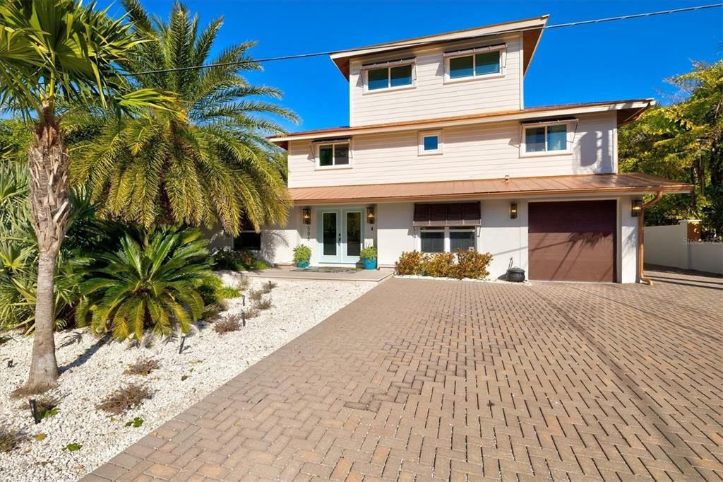 For Sale: $3,300,000 (4 beds, 3 baths, 3319 Square Feet)