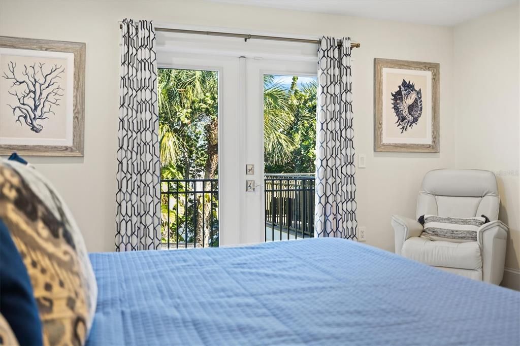 For Sale: $3,300,000 (4 beds, 3 baths, 3319 Square Feet)