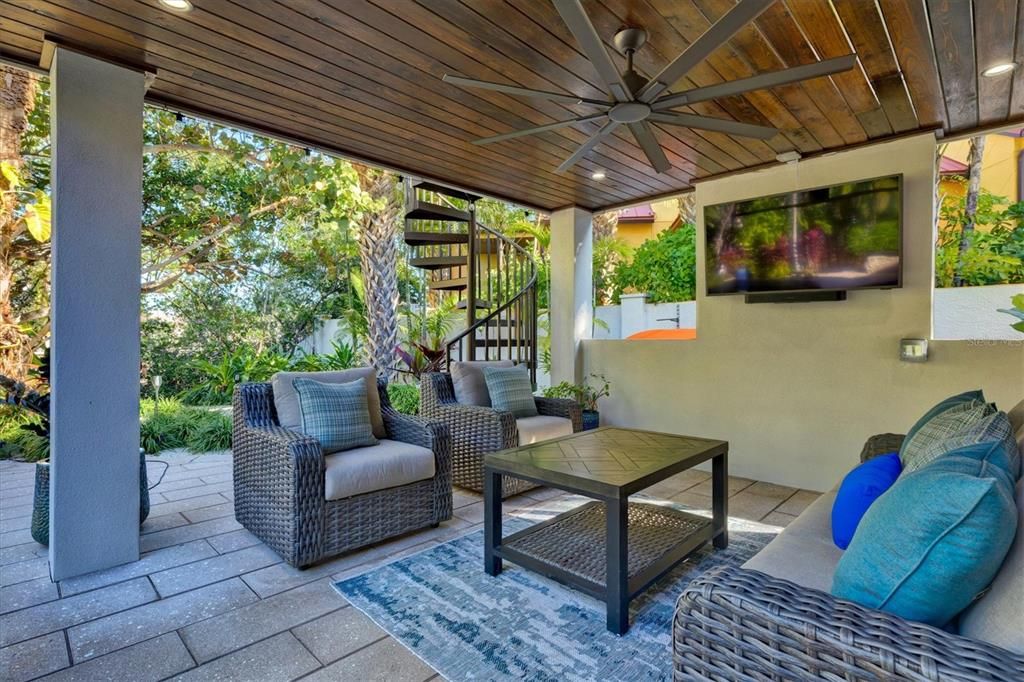 For Sale: $3,300,000 (4 beds, 3 baths, 3319 Square Feet)