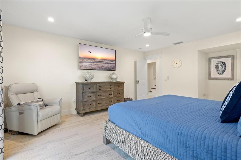 For Sale: $3,300,000 (4 beds, 3 baths, 3319 Square Feet)