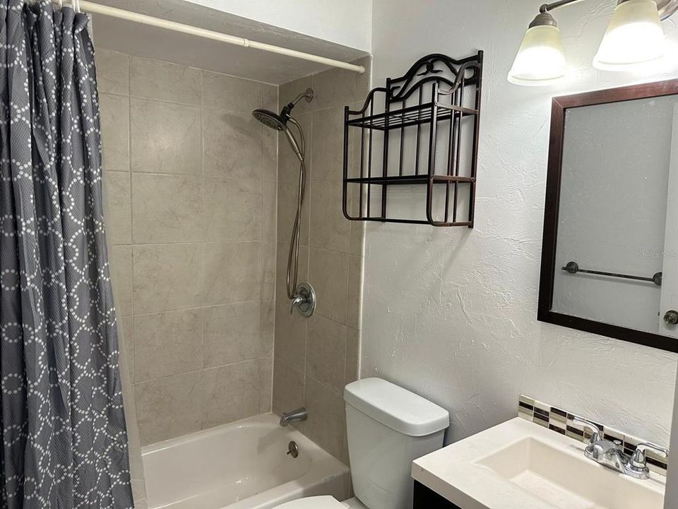 For Sale: $119,900 (3 beds, 2 baths, 1289 Square Feet)