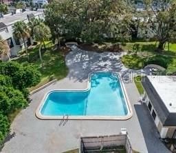 For Sale: $165,000 (2 beds, 1 baths, 1068 Square Feet)