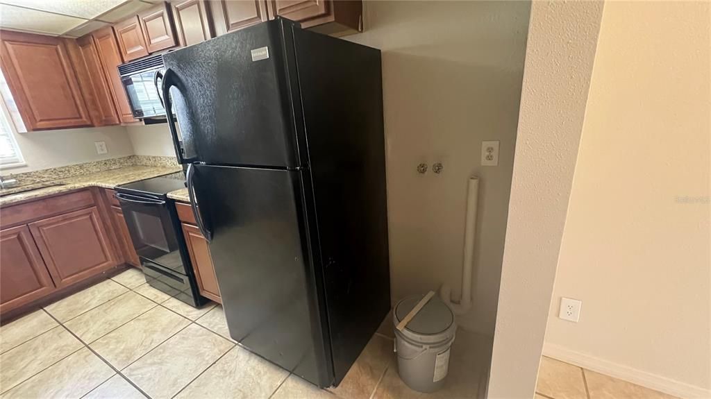 For Sale: $165,000 (2 beds, 1 baths, 1068 Square Feet)