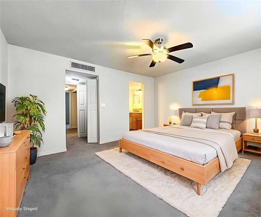 For Sale: $165,000 (2 beds, 1 baths, 1068 Square Feet)
