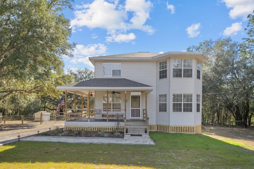 Recently Sold: $379,000 (4 beds, 2 baths, 1620 Square Feet)