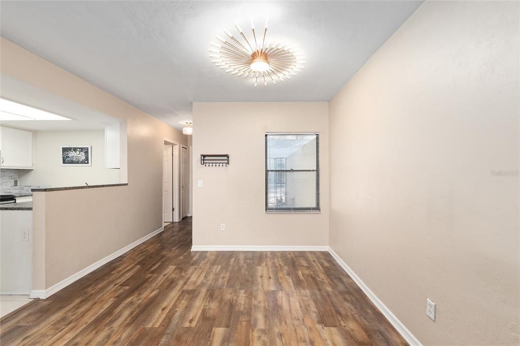 Activo con contrato: $169,000 (2 camas, 2 baños, 1070 Pies cuadrados)