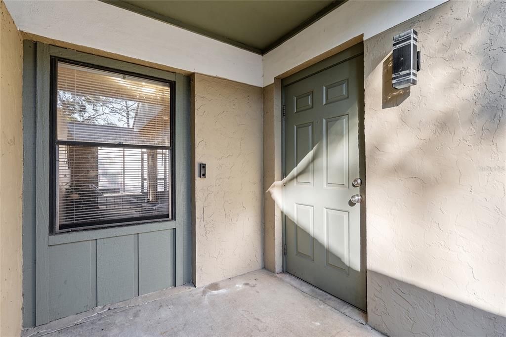 Activo con contrato: $169,000 (2 camas, 2 baños, 1070 Pies cuadrados)