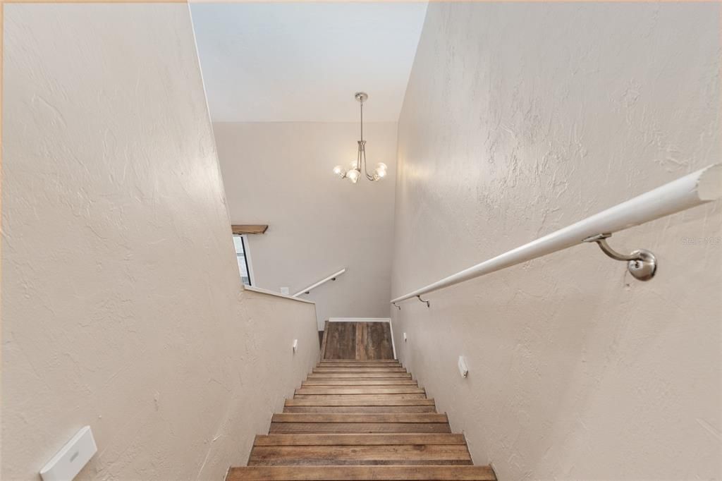 Activo con contrato: $169,000 (2 camas, 2 baños, 1070 Pies cuadrados)