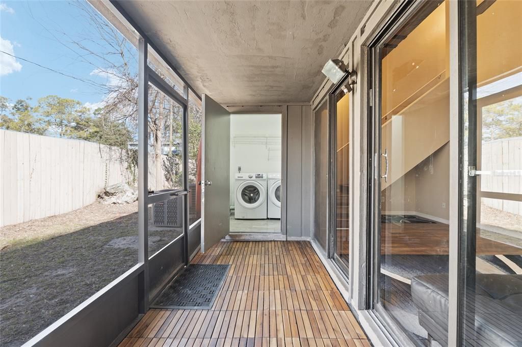 Activo con contrato: $169,000 (2 camas, 2 baños, 1070 Pies cuadrados)