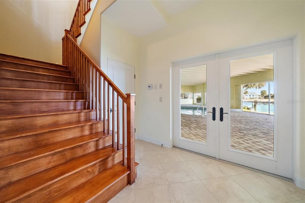 For Sale: $2,799,000 (5 beds, 4 baths, 4937 Square Feet)