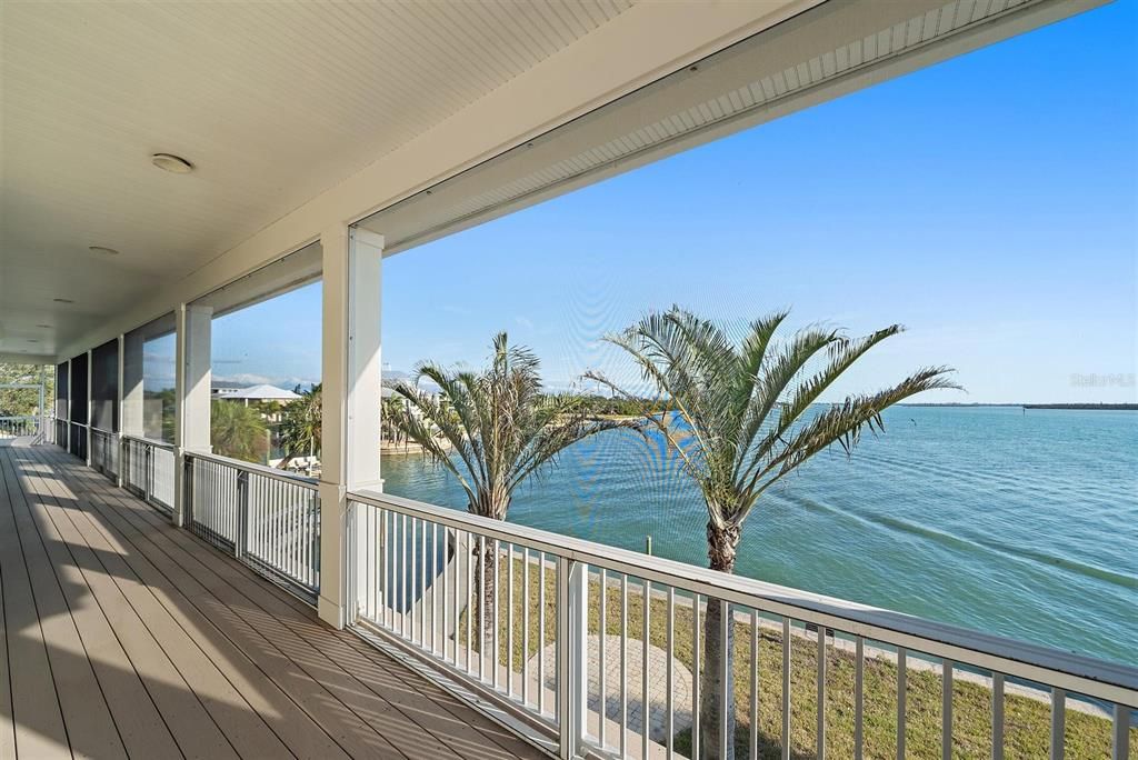 For Sale: $2,799,000 (5 beds, 4 baths, 4937 Square Feet)