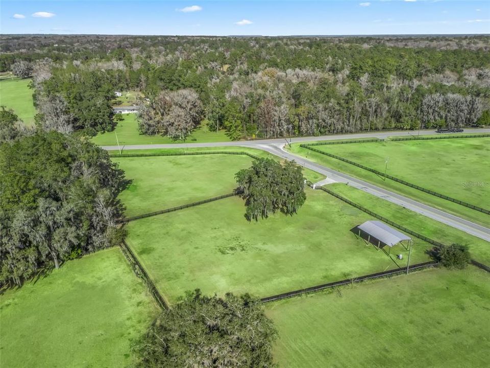 En Venta: $375,000 (2.81 acres)