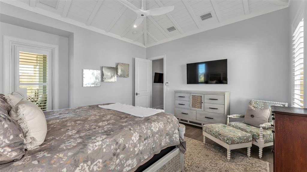 For Sale: $3,500,000 (4 beds, 4 baths, 4192 Square Feet)