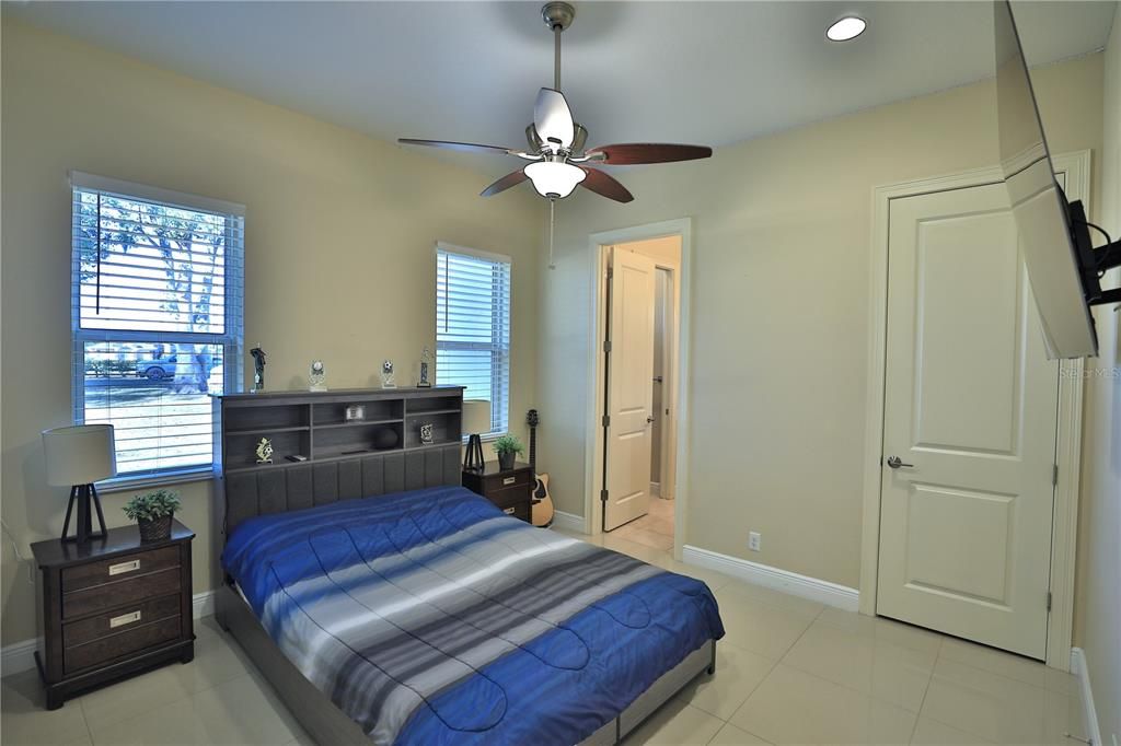 For Sale: $1,699,000 (5 beds, 4 baths, 4190 Square Feet)