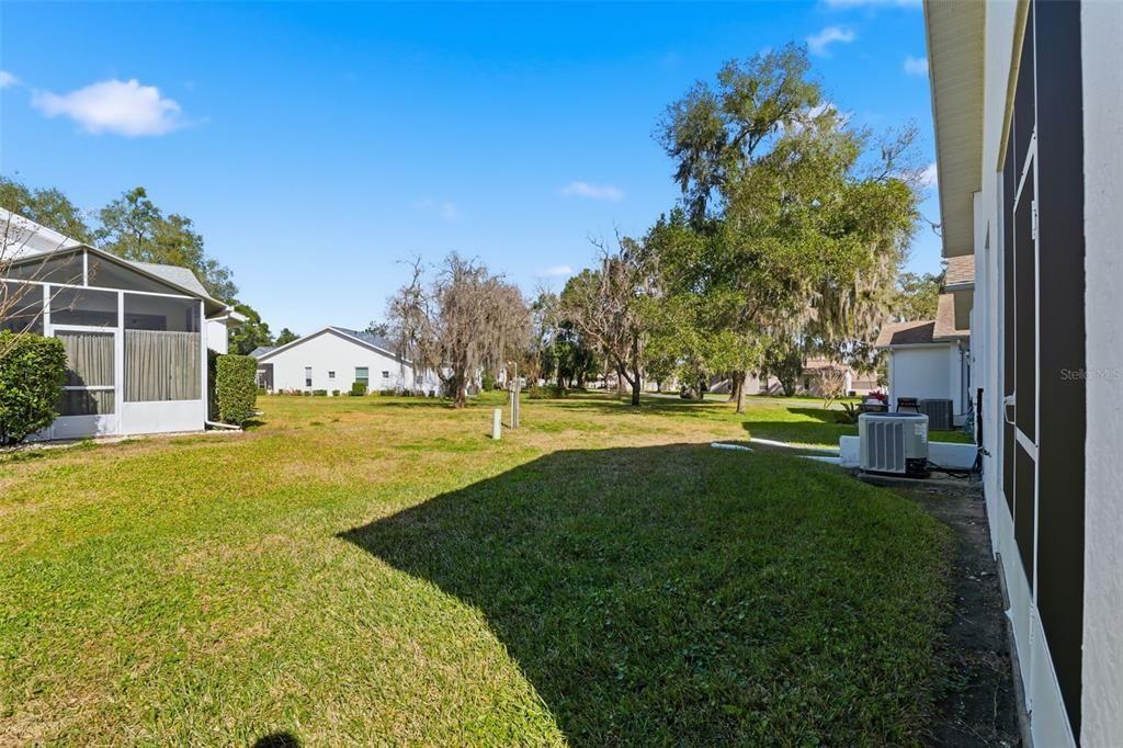 Active With Contract: $174,600 (2 beds, 2 baths, 1093 Square Feet)