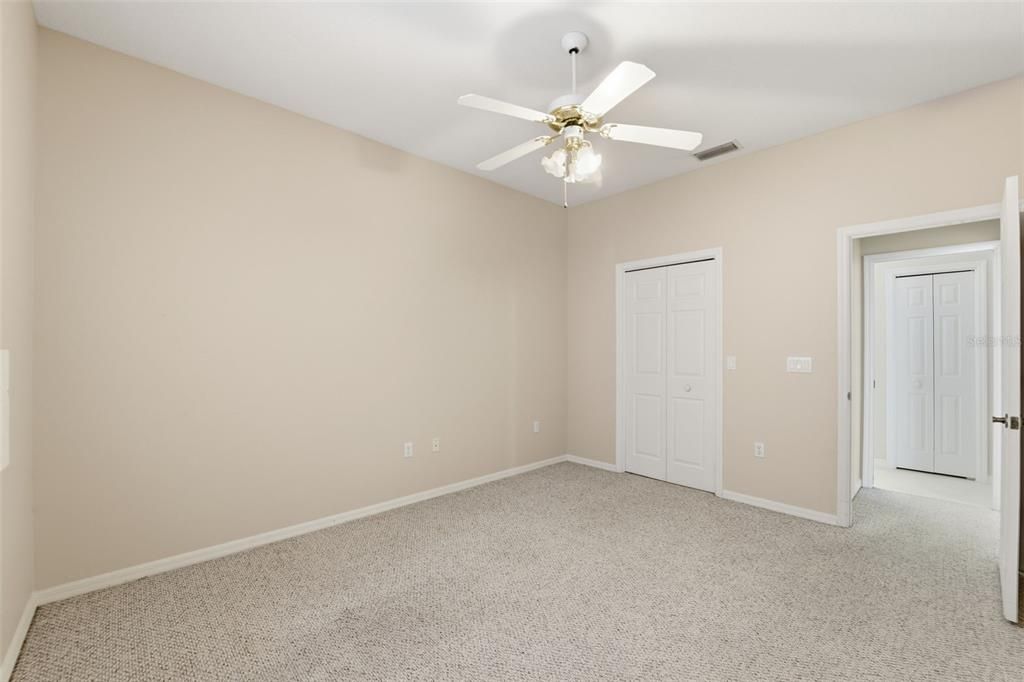 Active With Contract: $174,600 (2 beds, 2 baths, 1093 Square Feet)