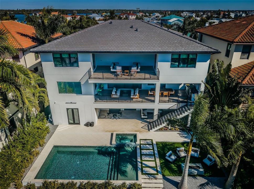 На продажу: $4,695,000 (5 спален, 5 ванн, 4835 Квадратных фут)