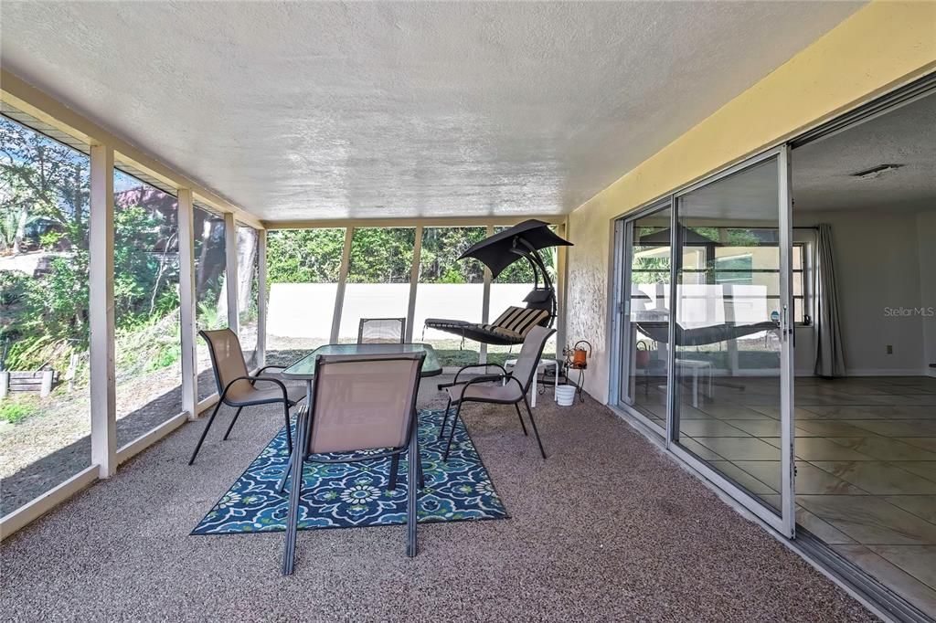 For Sale: $650,000 (3 beds, 2 baths, 1533 Square Feet)