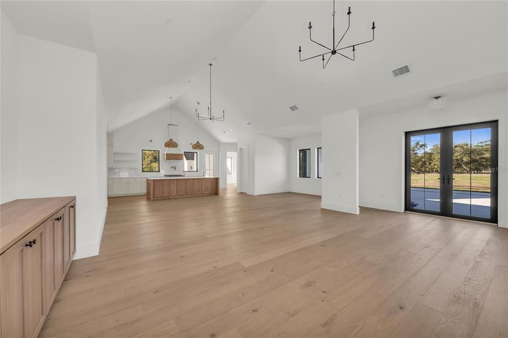 Activo con contrato: $1,849,000 (3 camas, 2 baños, 2626 Pies cuadrados)