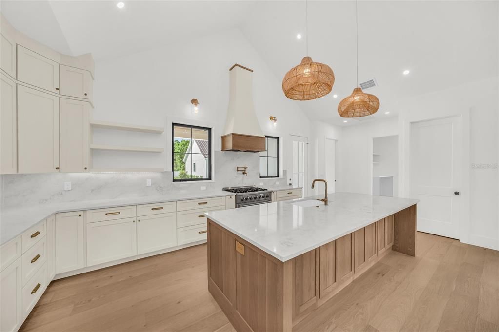 Activo con contrato: $1,849,000 (3 camas, 2 baños, 2626 Pies cuadrados)