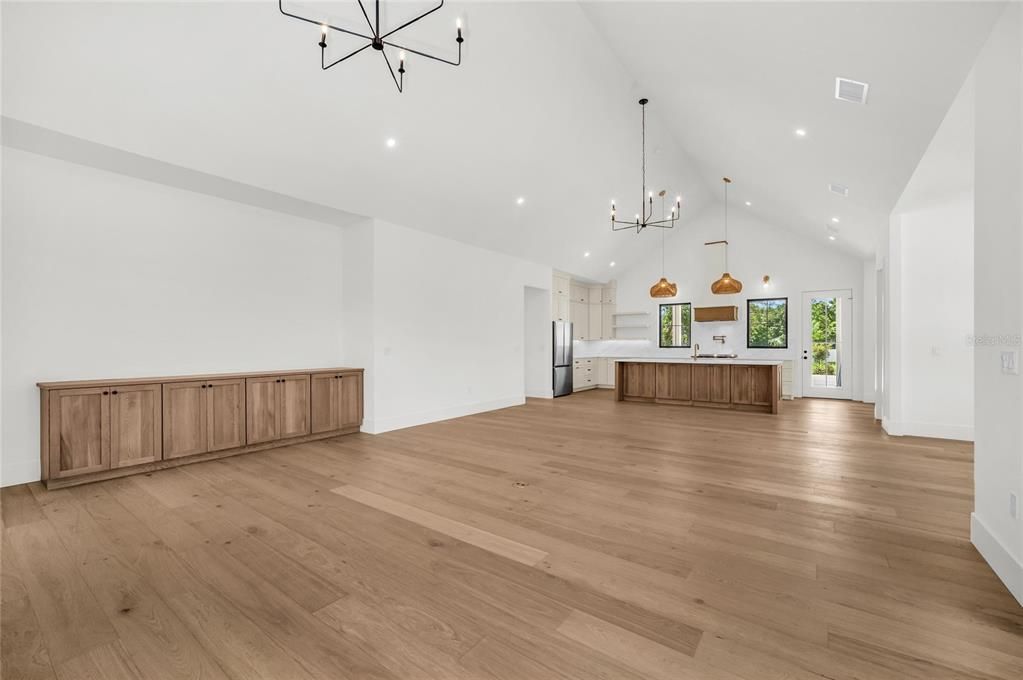Activo con contrato: $1,849,000 (3 camas, 2 baños, 2626 Pies cuadrados)