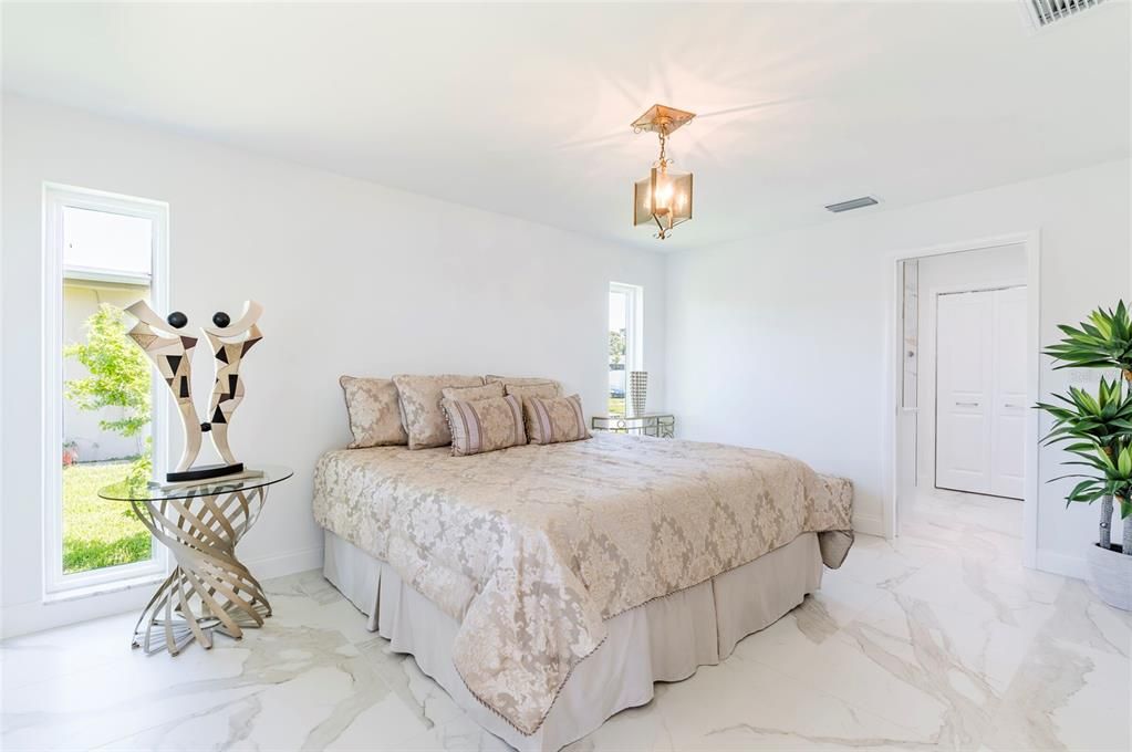 Active With Contract: $655,000 (3 beds, 2 baths, 1649 Square Feet)