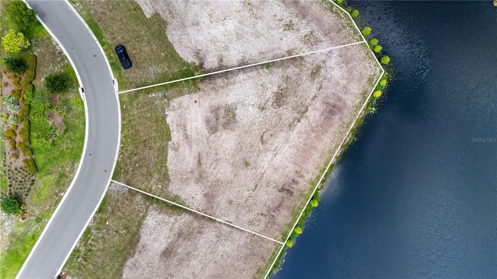 待售: $850,000 (0.48 acres)
