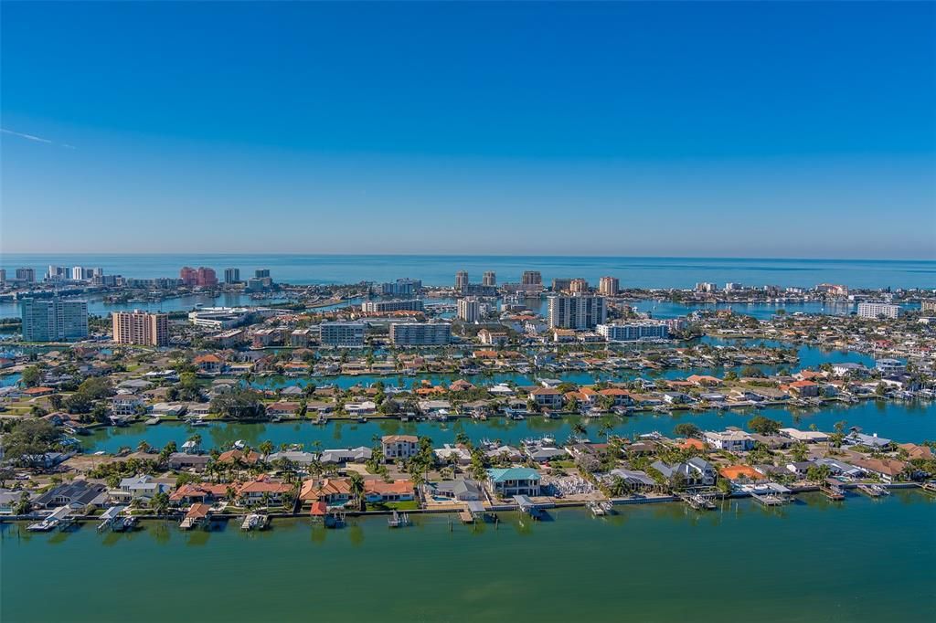 На продажу: $2,349,900 (4 спален, 4 ванн, 4172 Квадратных фут)