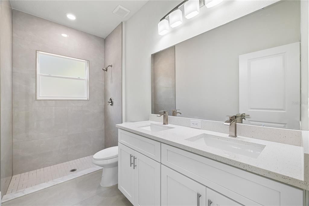 Active With Contract: $499,900 (6 beds, 4 baths, 2642 Square Feet)