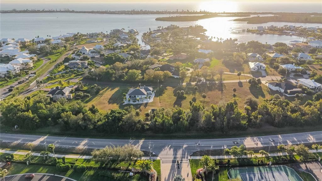 На продажу: $100,000 (0.66 acres)