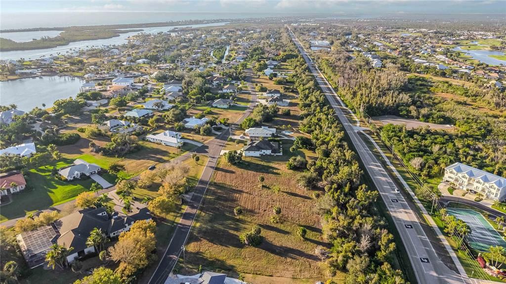 На продажу: $100,000 (0.66 acres)