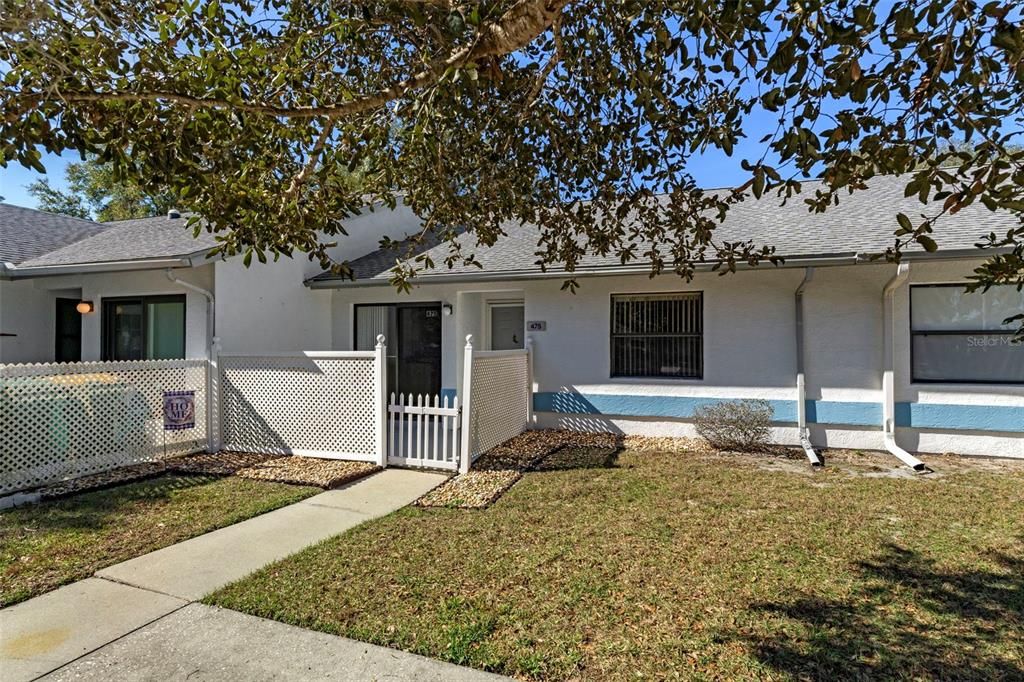 На продажу: $139,900 (2 спален, 2 ванн, 959 Квадратных фут)