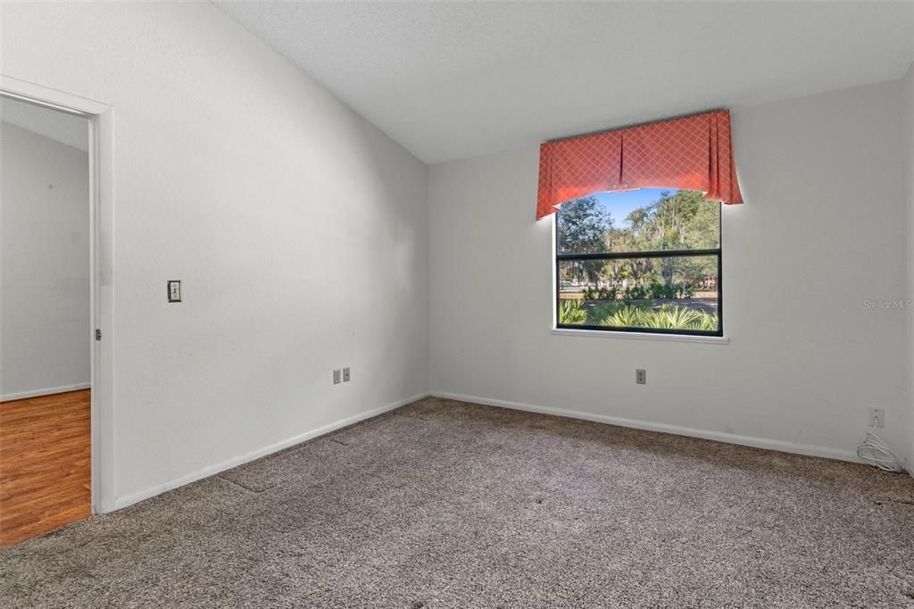 На продажу: $139,900 (2 спален, 2 ванн, 959 Квадратных фут)