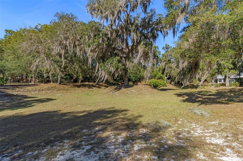 На продажу: $139,900 (2 спален, 2 ванн, 959 Квадратных фут)