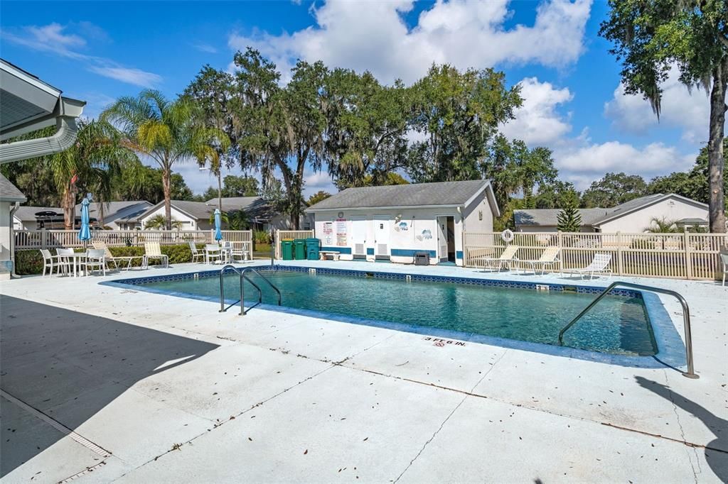 На продажу: $139,900 (2 спален, 2 ванн, 959 Квадратных фут)