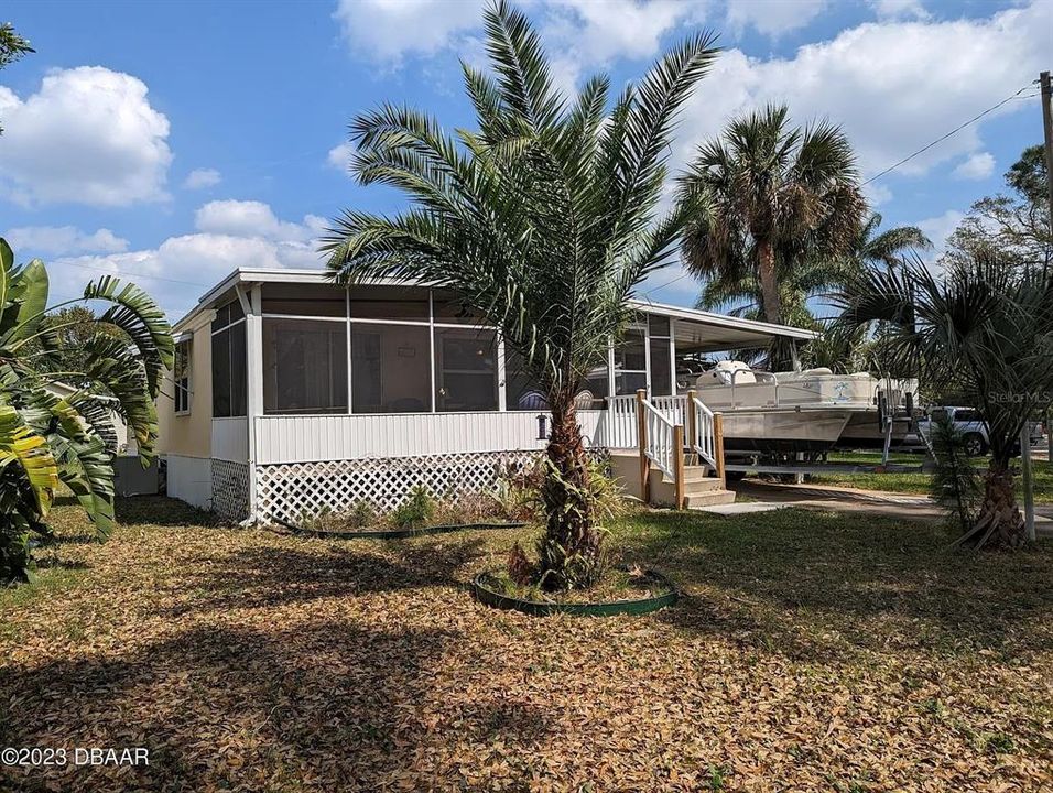 Vendido Recientemente: $106,500 (2 camas, 2 baños, 920 Pies cuadrados)