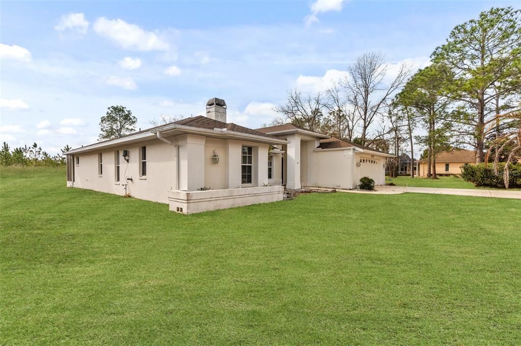 En Venta: $299,999 (3 camas, 2 baños, 2169 Pies cuadrados)
