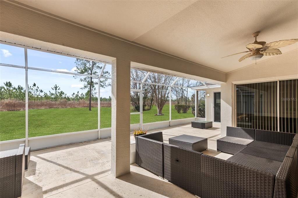 En Venta: $299,999 (3 camas, 2 baños, 2169 Pies cuadrados)
