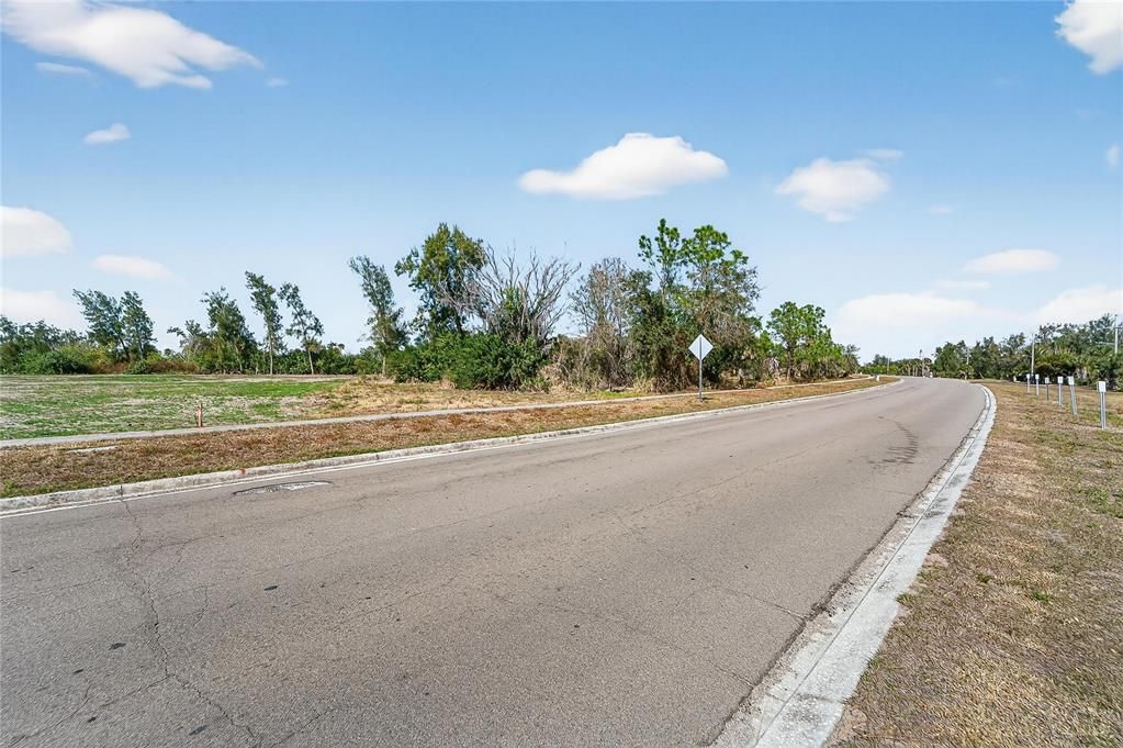 For Sale: $950,000 (3.29 acres)