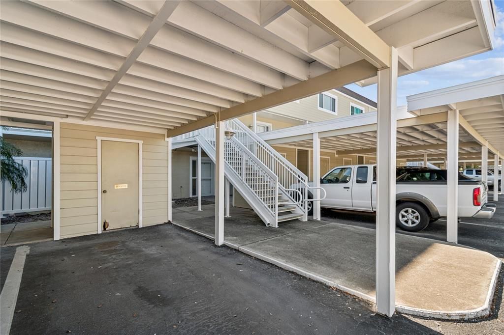 For Sale: $374,900 (2 beds, 2 baths, 1290 Square Feet)