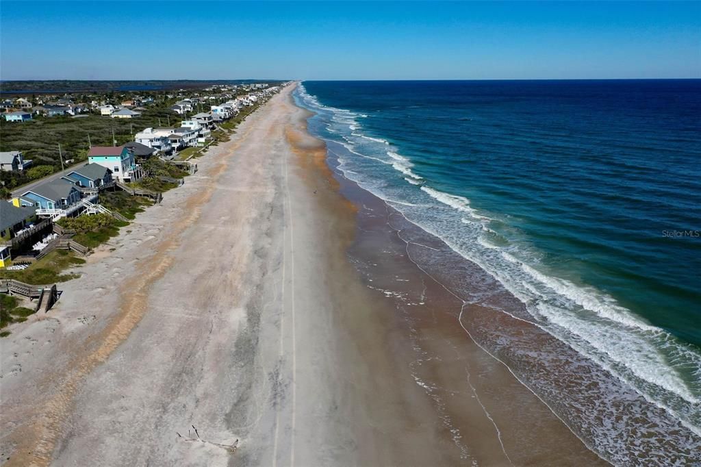 En Venta: $929,000 (4 camas, 4 baños, 2850 Pies cuadrados)