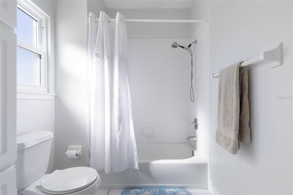 En Venta: $929,000 (4 camas, 4 baños, 2850 Pies cuadrados)