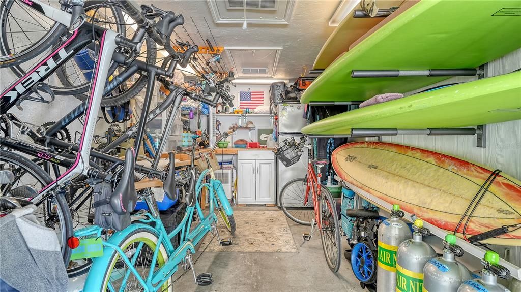 En Venta: $825,000 (3 camas, 2 baños, 2046 Pies cuadrados)