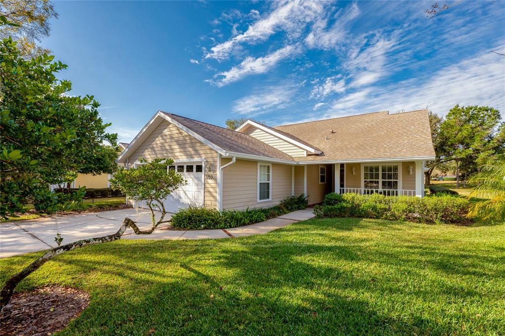 Vendido Recientemente: $399,900 (3 camas, 2 baños, 2083 Pies cuadrados)