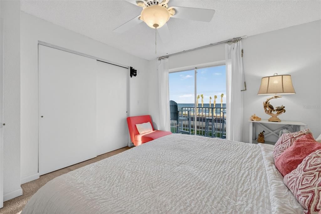 Activo con contrato: $229,900 (2 camas, 1 baños, 980 Pies cuadrados)
