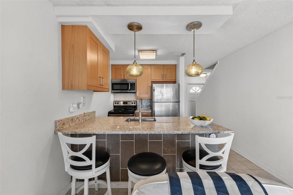 Activo con contrato: $229,900 (2 camas, 1 baños, 980 Pies cuadrados)
