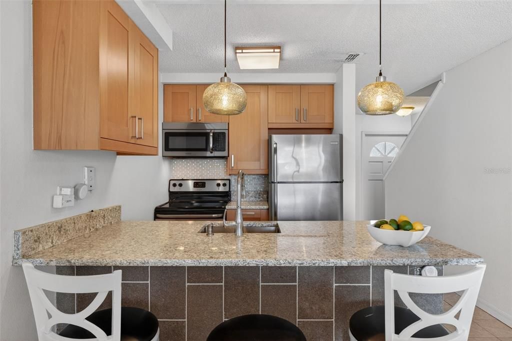Activo con contrato: $229,900 (2 camas, 1 baños, 980 Pies cuadrados)