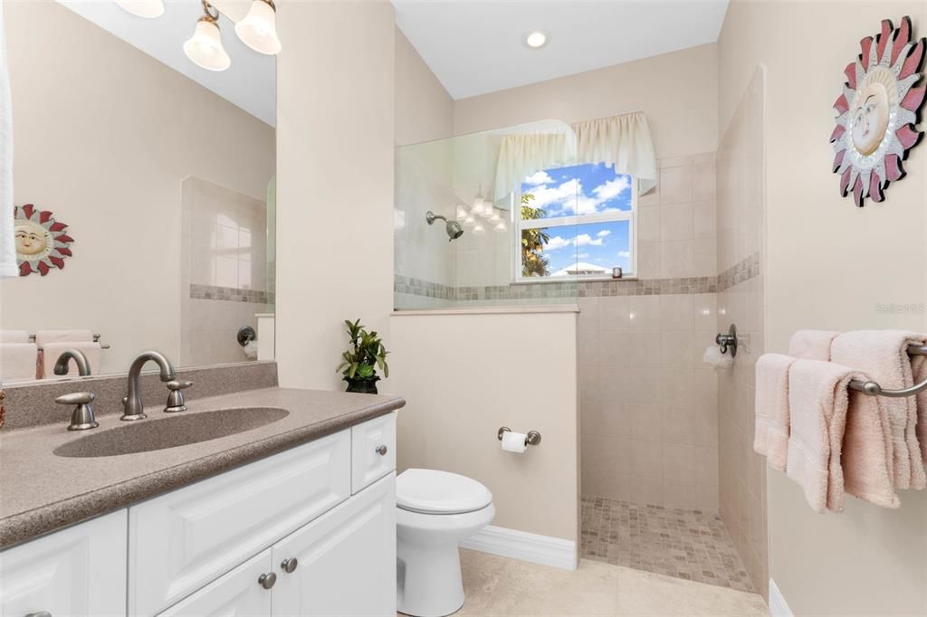 For Sale: $1,195,000 (3 beds, 2 baths, 3244 Square Feet)
